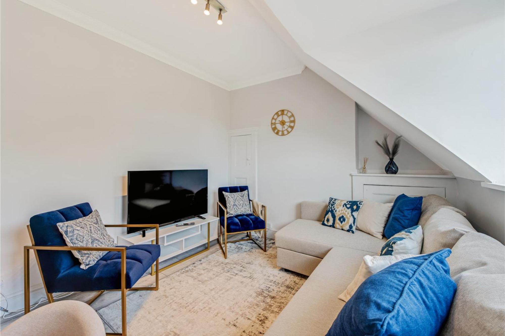 Sweet And Lovely 2Br With Free Parking Londra Dış mekan fotoğraf
