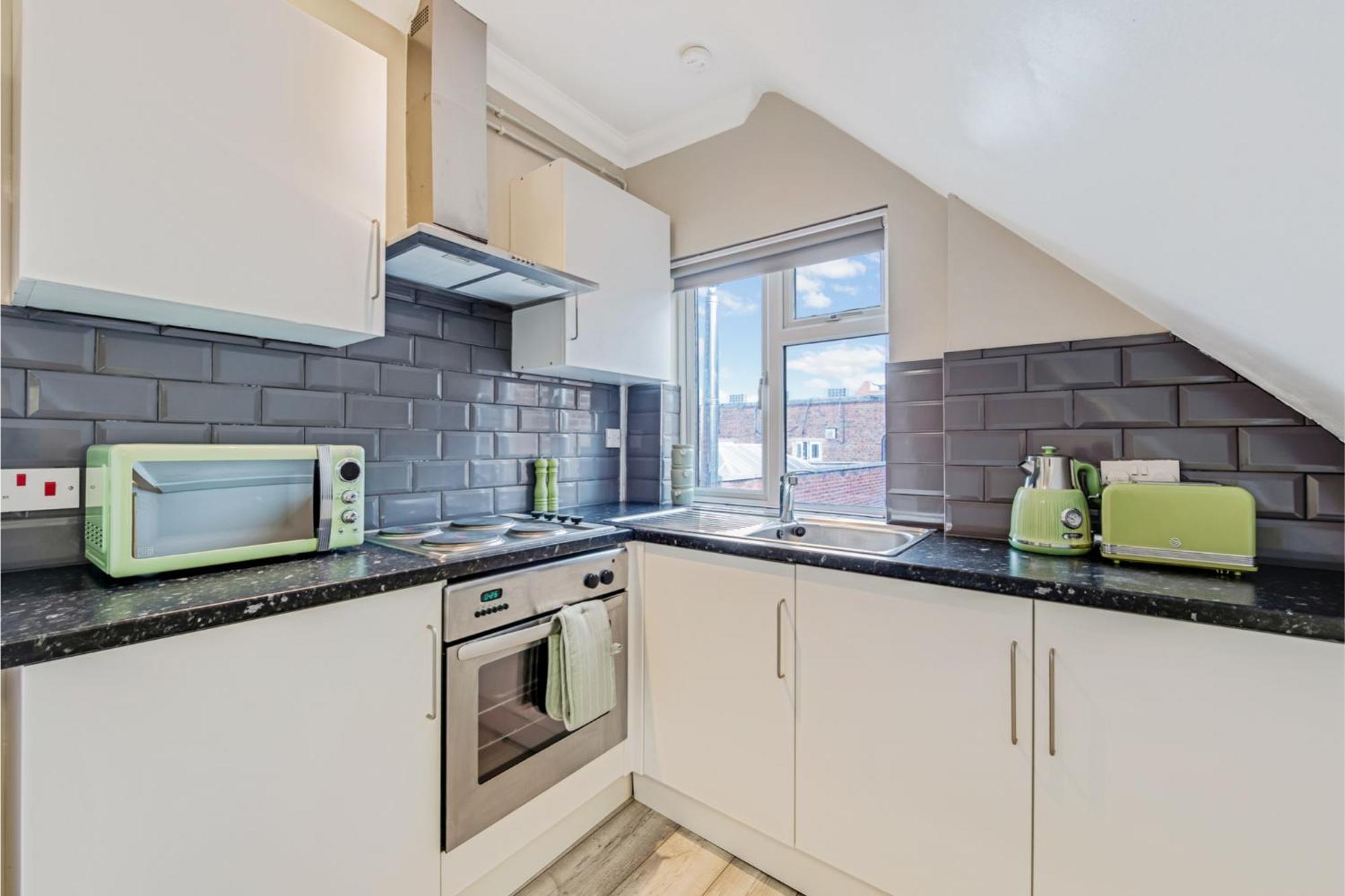 Sweet And Lovely 2Br With Free Parking Londra Dış mekan fotoğraf